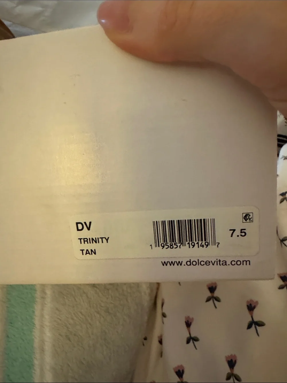 NWT Dolce Vita Trinity Tan Color SIZE 7.5